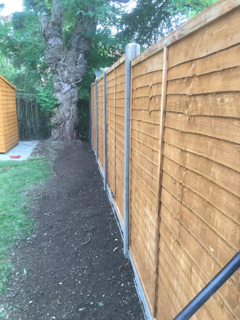 New timber garden fence installed by RidgeOak in Hertfordshire.